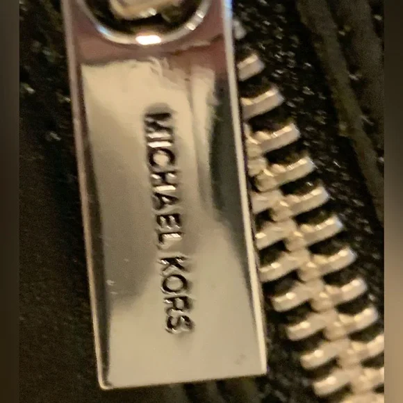 Michael Kors Alistair Botties NWT size 8 1/2 Great statement boot - Picture 9 of 11